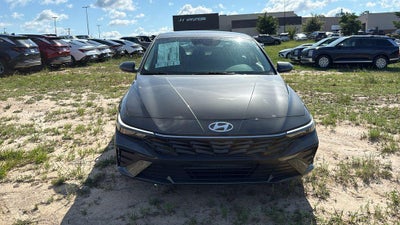 2026 Hyundai ELANTRA SE