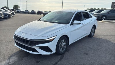 2026 Hyundai ELANTRA SE
