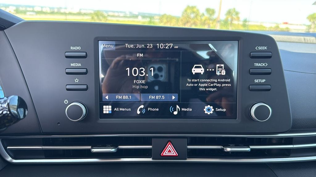 2026 Hyundai ELANTRA SE