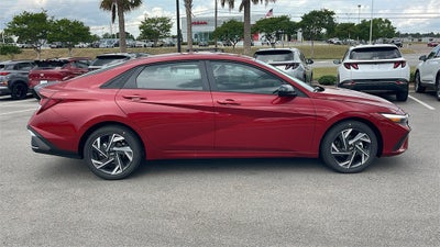 2025 Hyundai ELANTRA SEL Sport