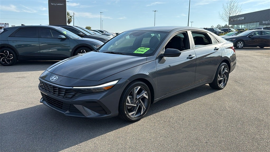 2025 Hyundai ELANTRA SEL Sport
