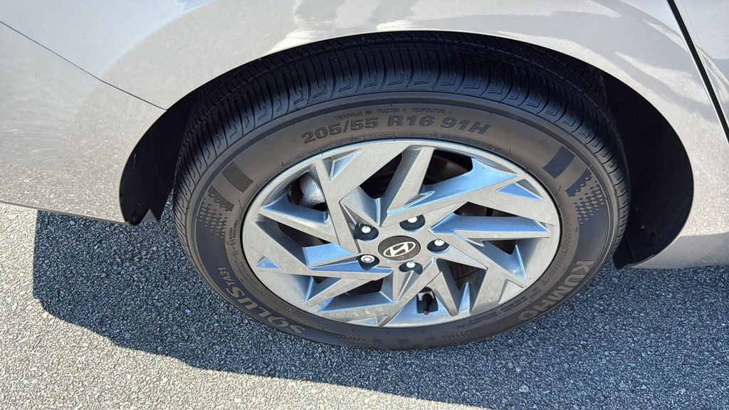 2024 Hyundai Elantra SEL - Photo 9
