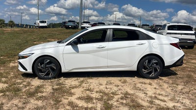 2025 Hyundai ELANTRA SEL Sport