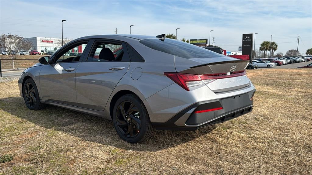 2026 Hyundai ELANTRA HYBRID SEL Sport