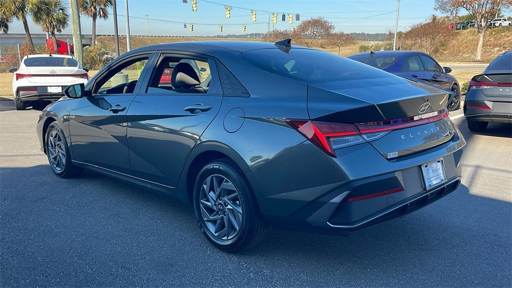 2025 Hyundai ELANTRA HYBRID Blue
