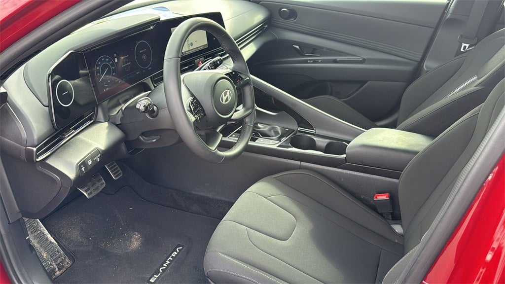 2025 Hyundai ELANTRA HYBRID SEL Sport