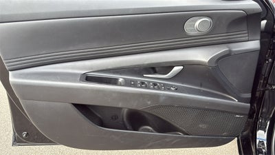 2024 Hyundai ELANTRA HYBRID Limited