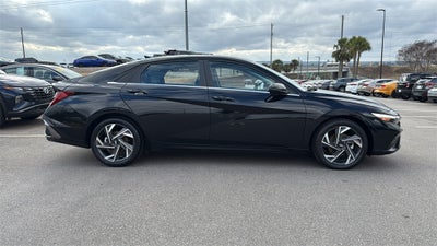 2024 Hyundai ELANTRA HYBRID Limited