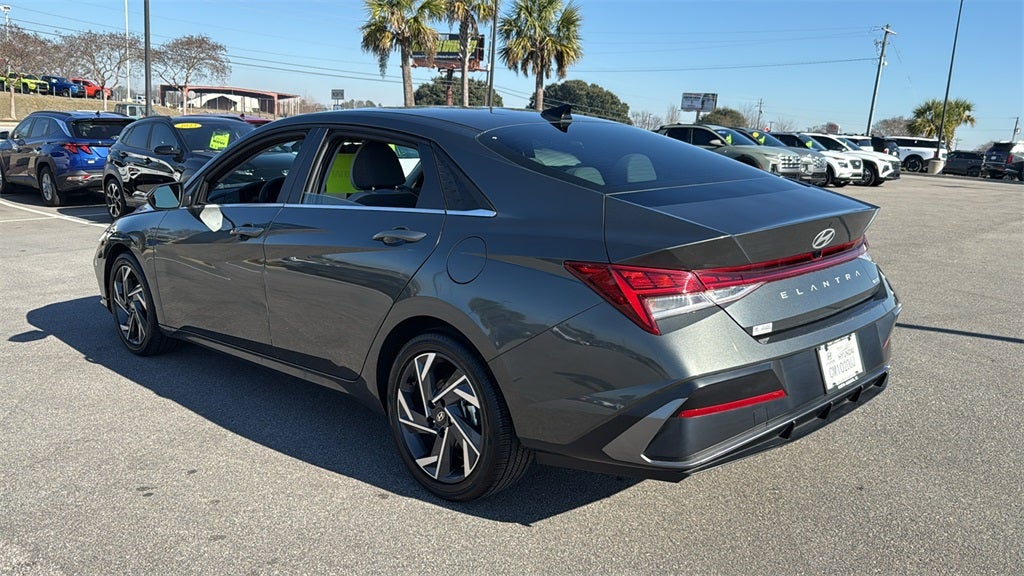2025 Hyundai ELANTRA HYBRID Limited