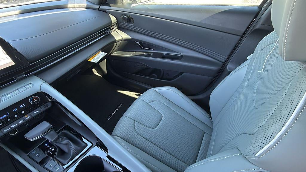 2026 Hyundai ELANTRA HYBRID Limited