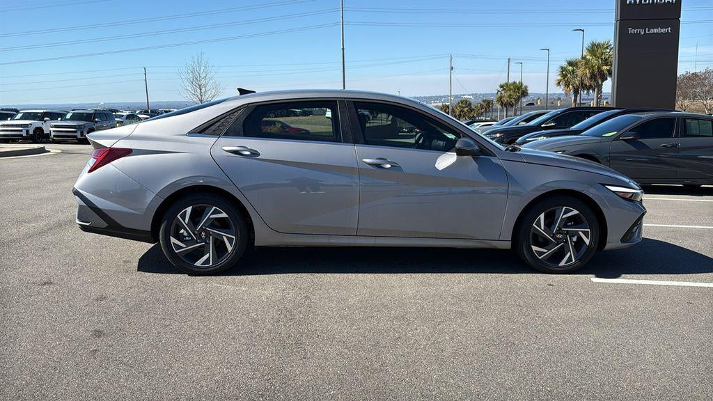 2026 Hyundai ELANTRA HYBRID Limited