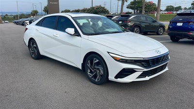 2025 Hyundai ELANTRA Limited