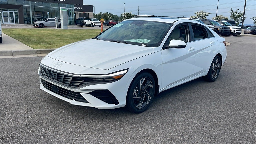 2025 Hyundai ELANTRA Limited