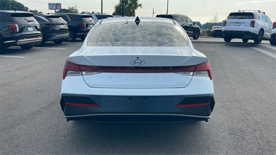 2025 Hyundai ELANTRA Limited