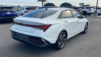 2025 Hyundai ELANTRA Limited