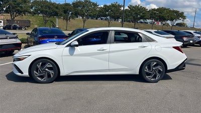 2025 Hyundai ELANTRA Limited