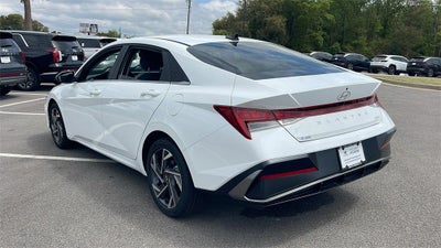 2025 Hyundai ELANTRA Limited