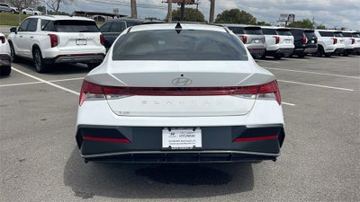 2025 Hyundai ELANTRA Limited
