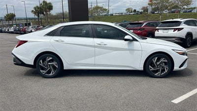 2025 Hyundai ELANTRA Limited