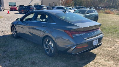 2026 Hyundai ELANTRA Limited