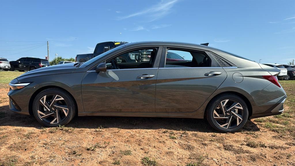 2026 Hyundai ELANTRA Limited