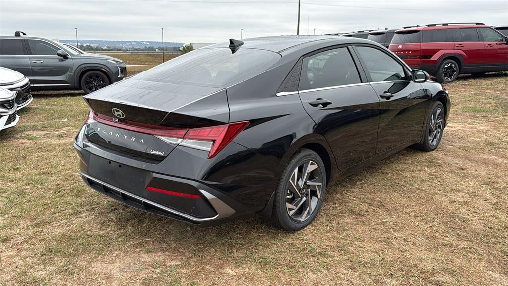 2026 Hyundai ELANTRA Limited