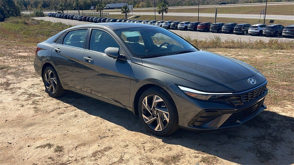 2026 Hyundai ELANTRA Limited