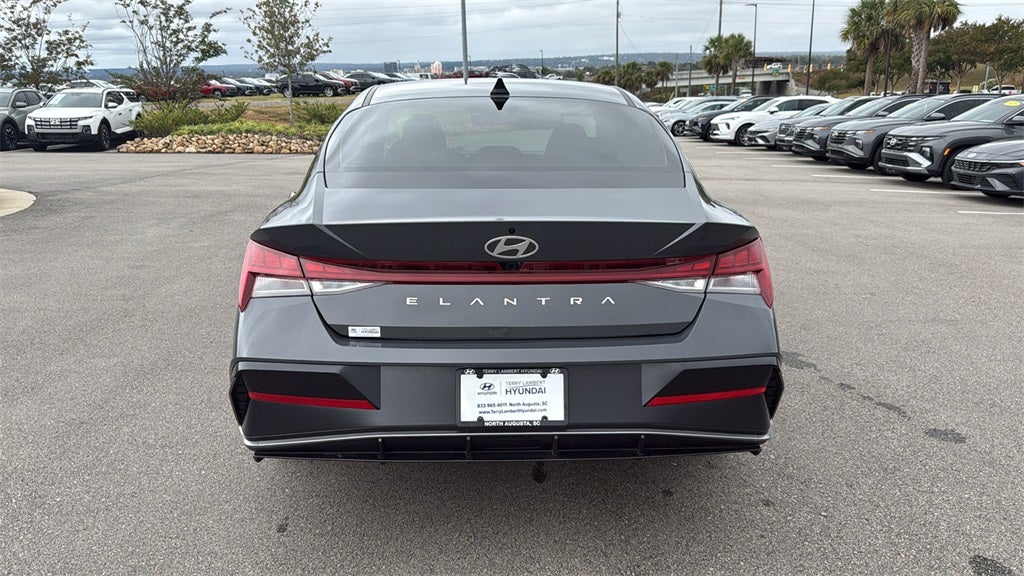 2025 Hyundai ELANTRA SEL Convenience