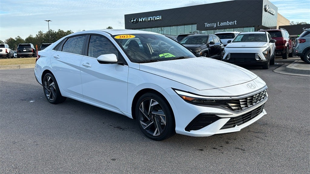 2025 Hyundai ELANTRA SEL Convenience