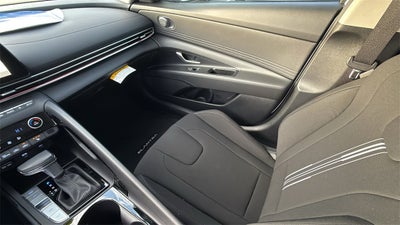 2025 Hyundai ELANTRA SEL Convenience