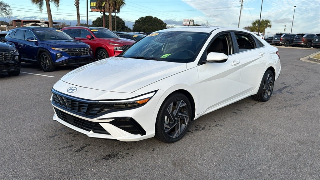2025 Hyundai ELANTRA SEL Convenience