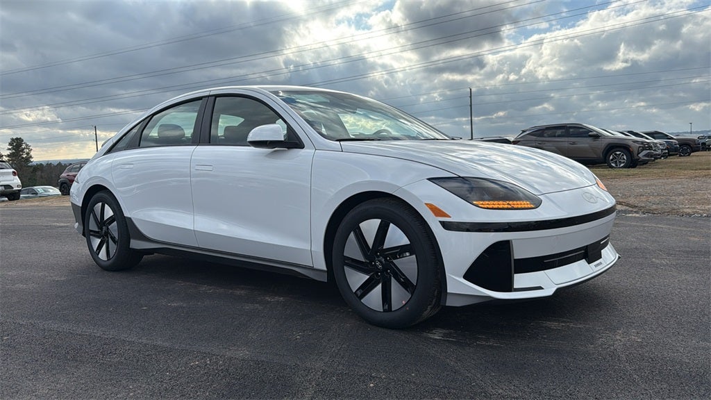 2025 Hyundai IONIQ 6 SE