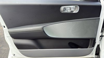 2025 Hyundai IONIQ 6 SE