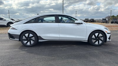 2025 Hyundai IONIQ 6 SE