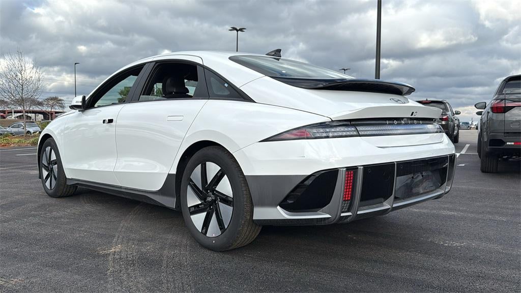2025 Hyundai IONIQ 6 SE