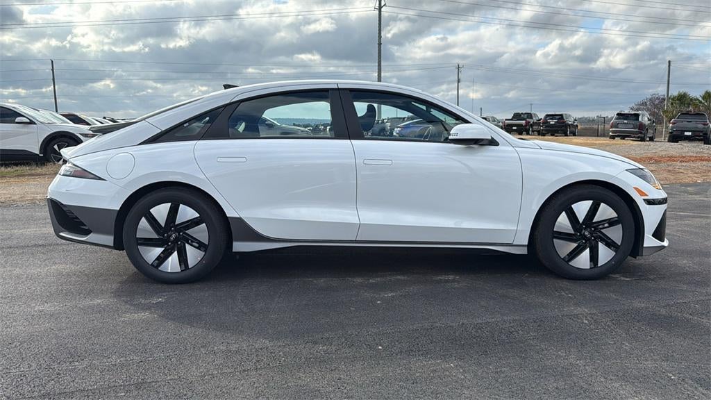 2025 Hyundai IONIQ 6 SE