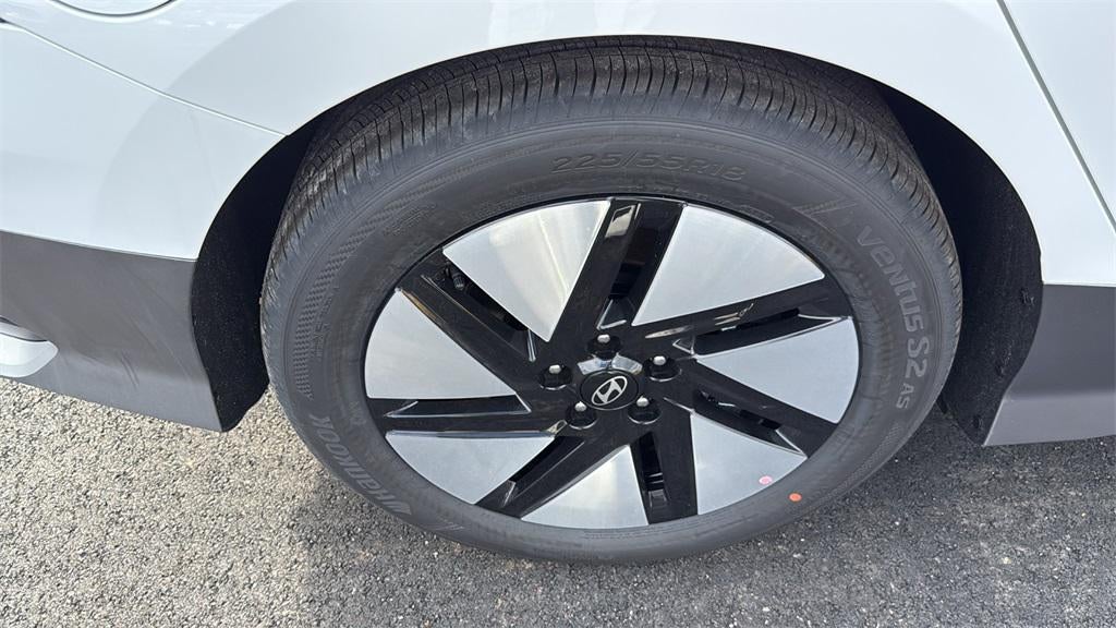 2025 Hyundai IONIQ 6 SE