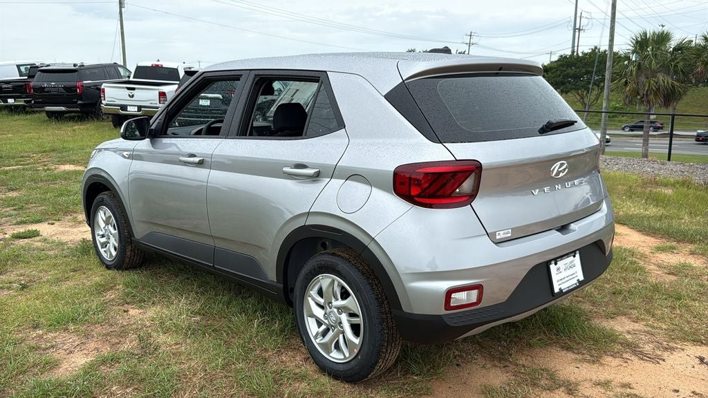 2026 Hyundai VENUE SE