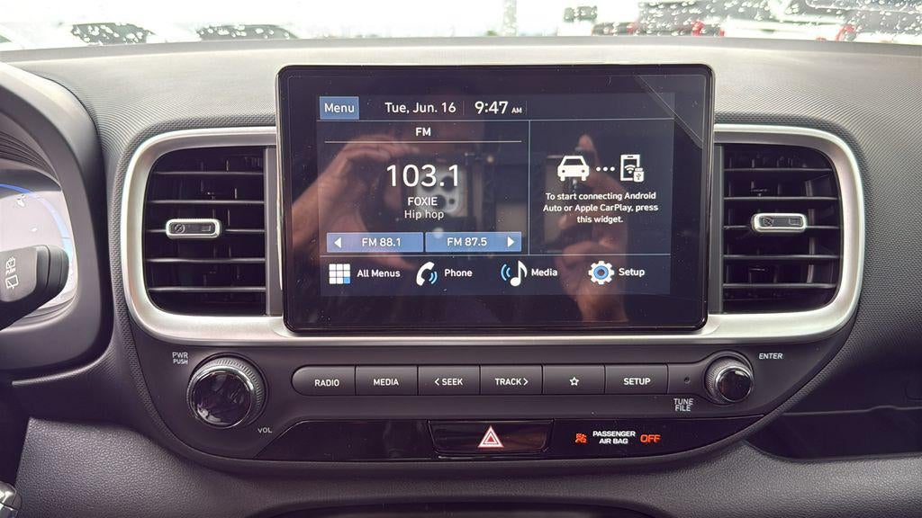 2026 Hyundai VENUE SE
