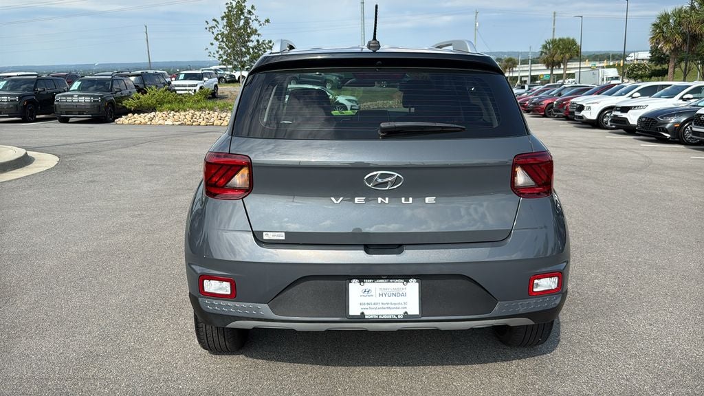 2024 Hyundai VENUE Limited