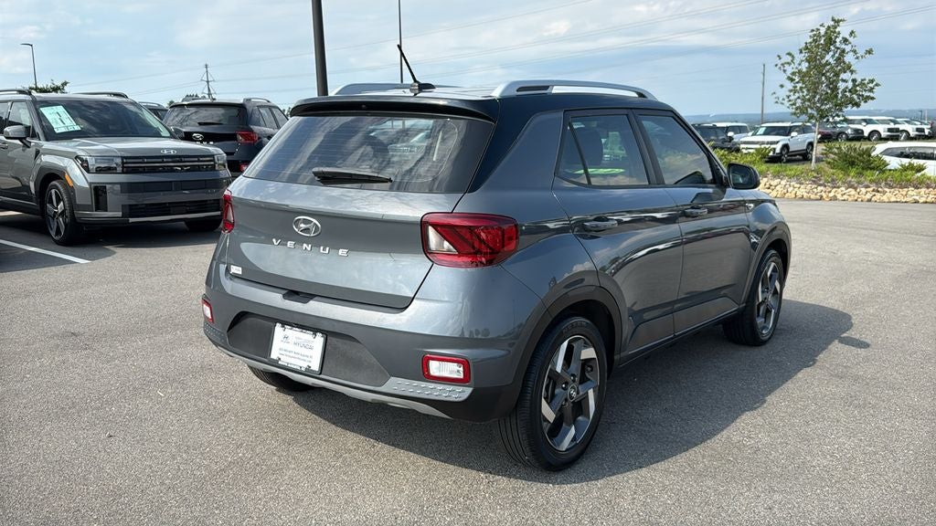 2024 Hyundai VENUE Limited