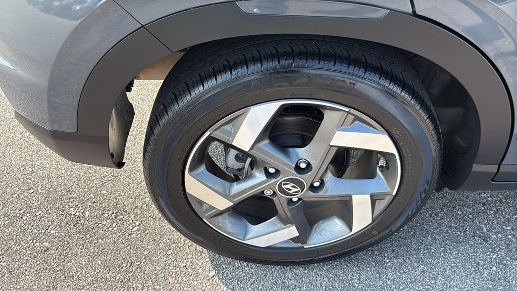 2024 Hyundai VENUE Limited
