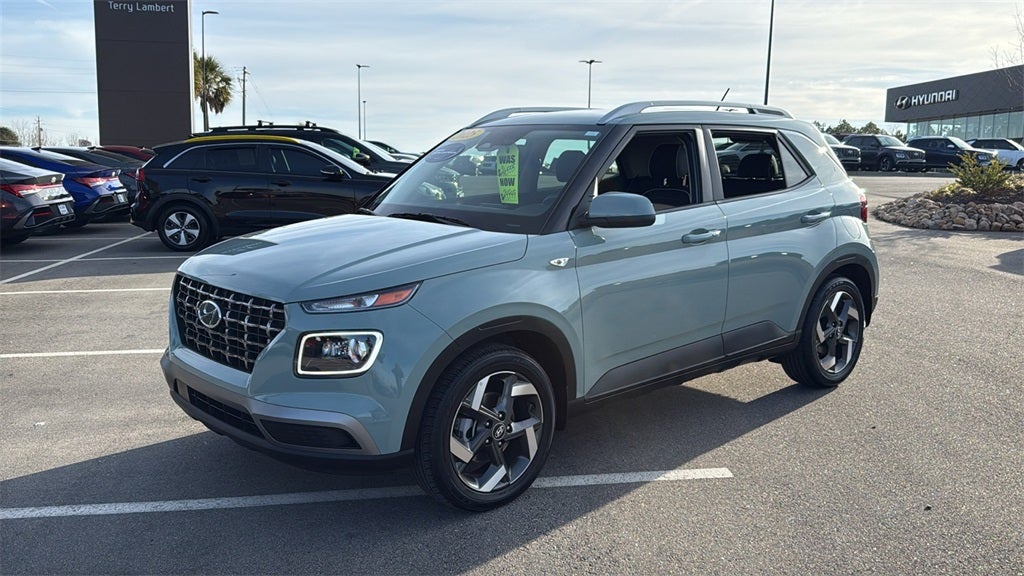 2025 Hyundai VENUE Limited