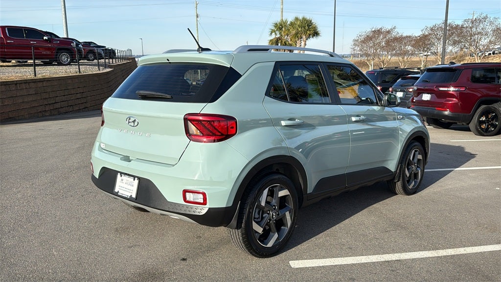 2025 Hyundai VENUE Limited