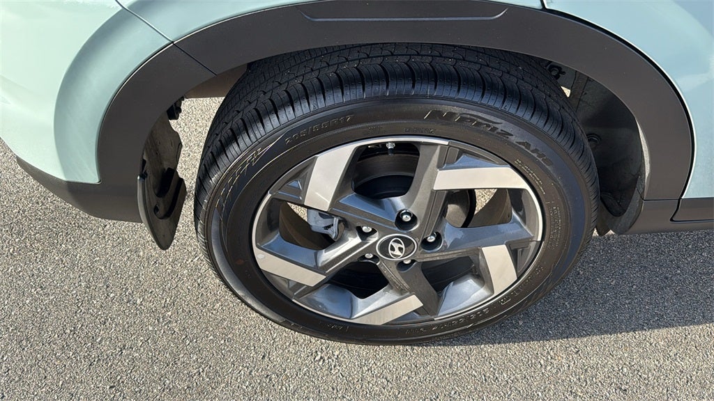 2025 Hyundai VENUE Limited