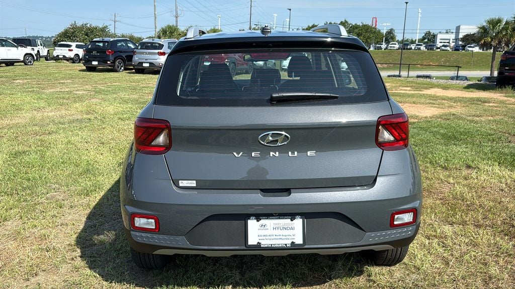 2026 Hyundai VENUE SEL W/Two-Tone Roof