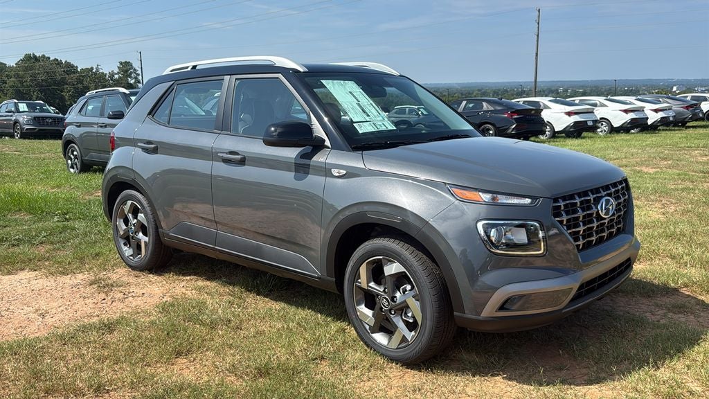 2026 Hyundai VENUE SEL W/Two-Tone Roof