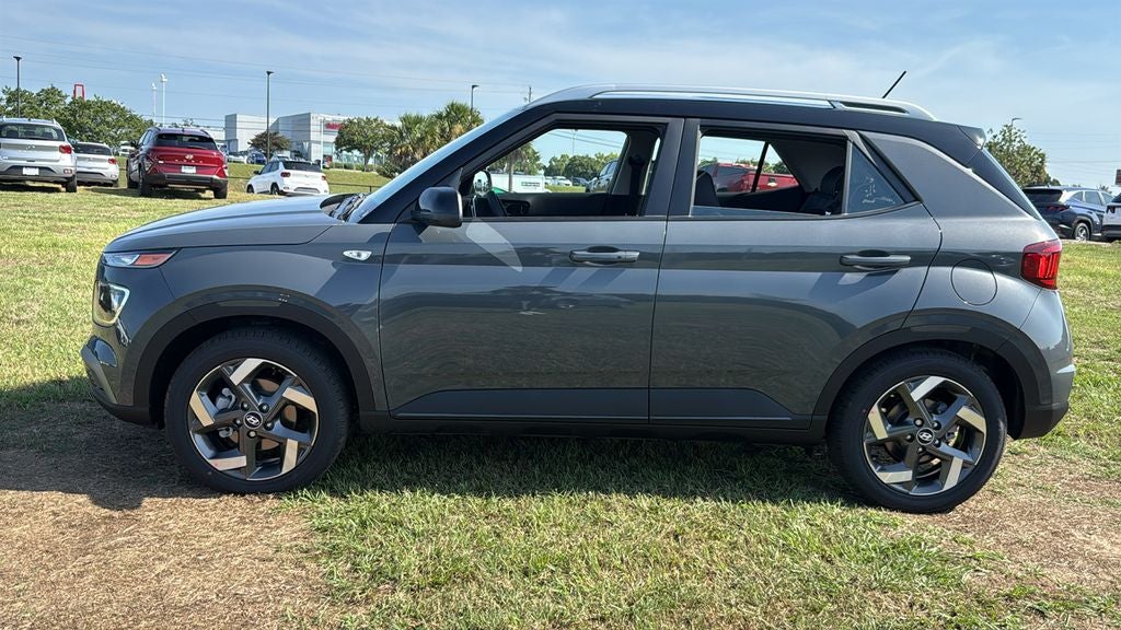 2026 Hyundai VENUE SEL W/Two-Tone Roof