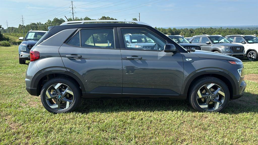 2026 Hyundai VENUE SEL W/Two-Tone Roof