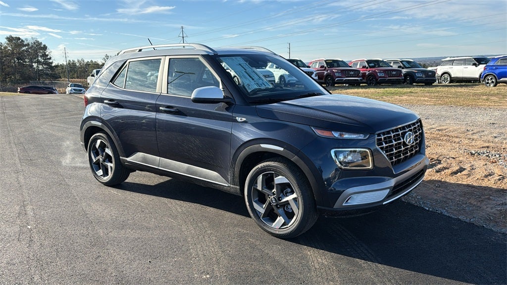2026 Hyundai VENUE SEL W/Two-Tone Roof